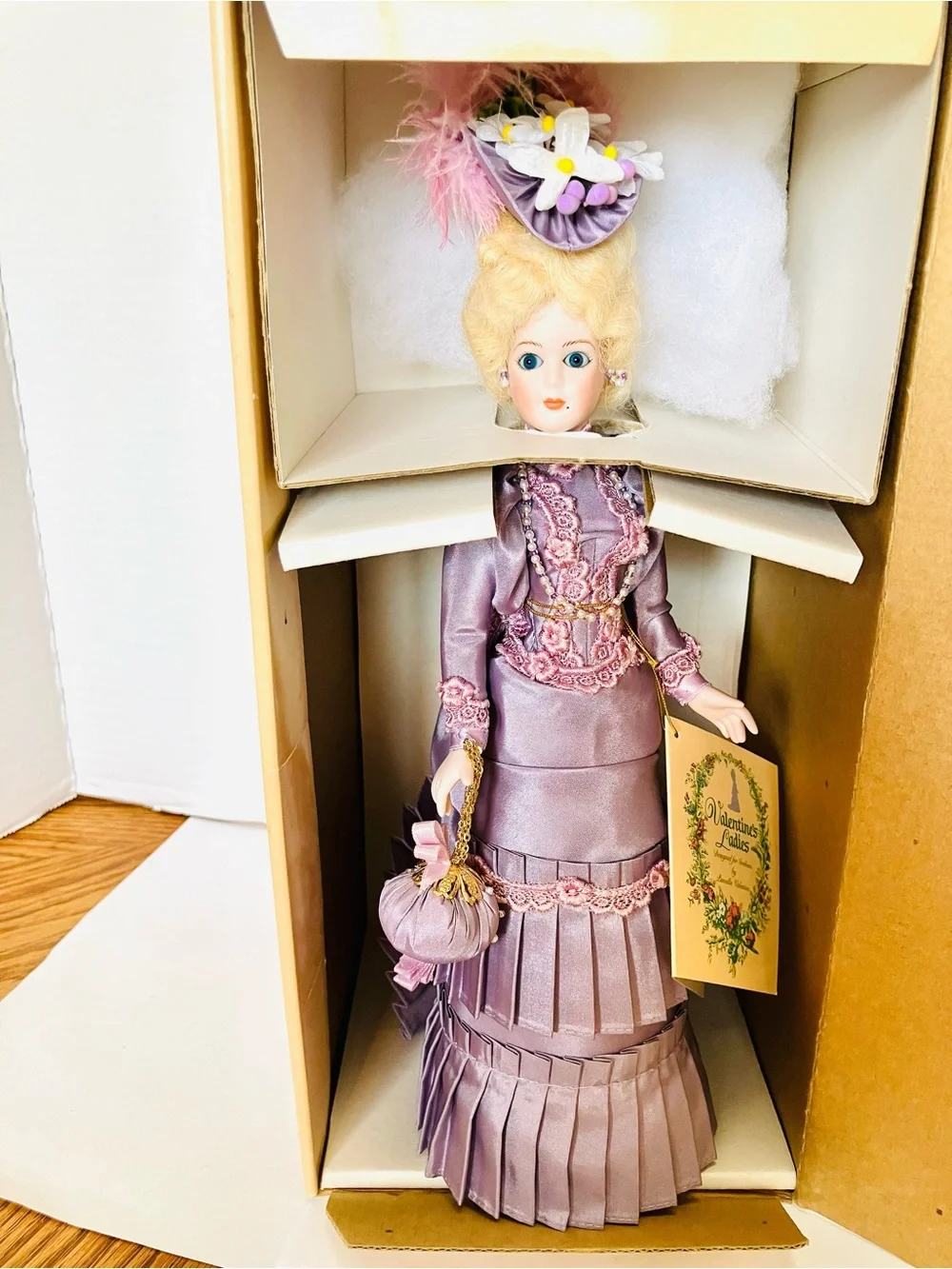 Gorham 1987 Valentine’s Ladies Sylvia Porcelain Doll 11in VL7 Has COA Read